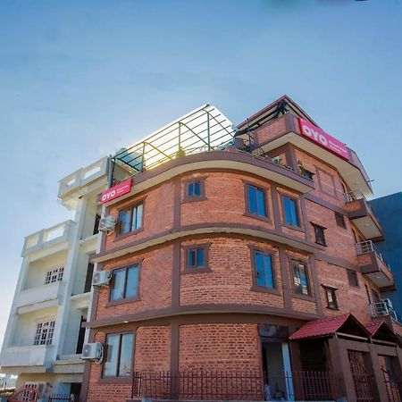 Oyo 206 Mount View Homes Катманду Екстер'єр фото