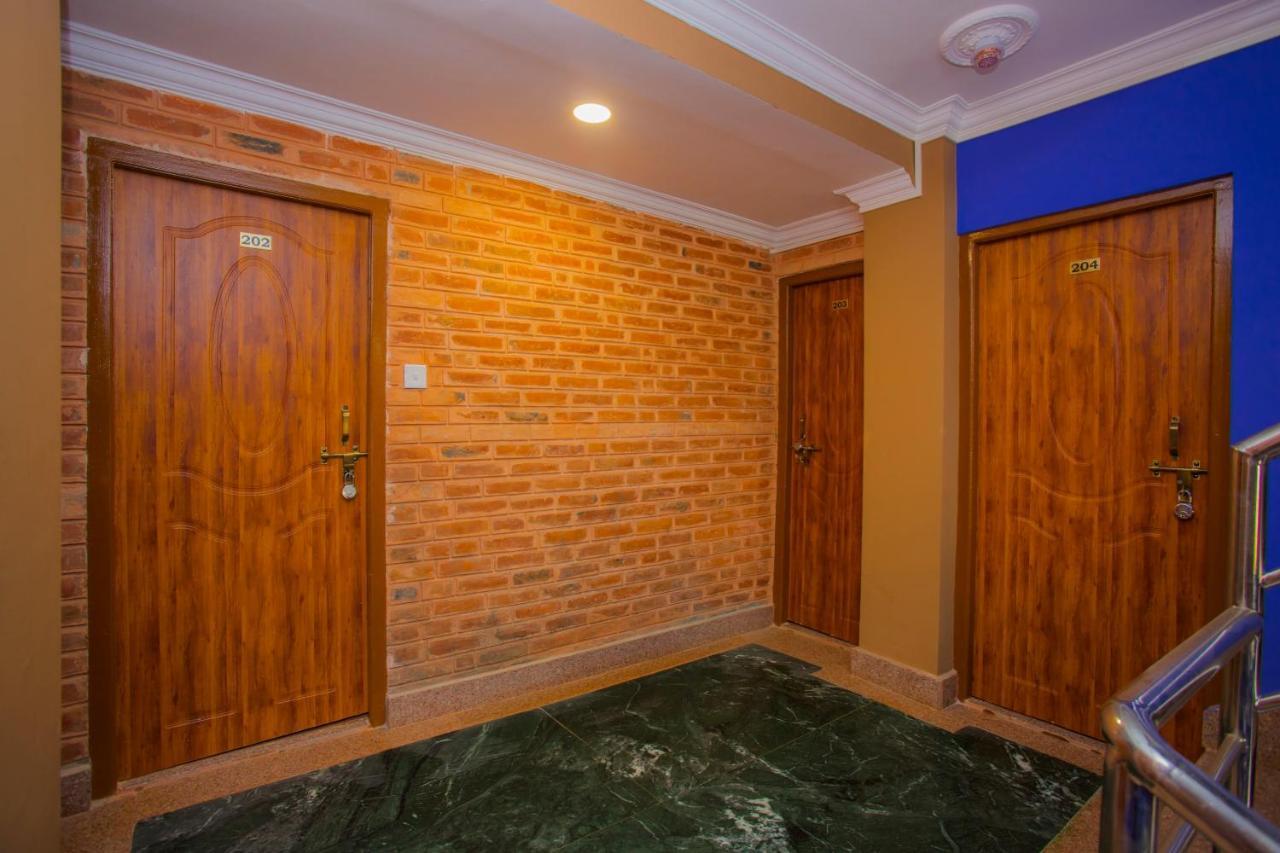 Oyo 206 Mount View Homes Катманду Екстер'єр фото